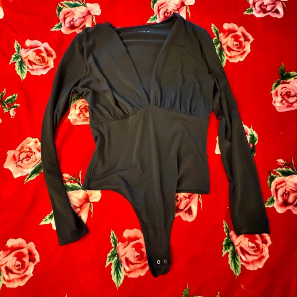 Abercrombie & Fitch Black Long Sleeve Deep V-Neck Bodysuit Soft A&F Collection - Picture 6 of 15